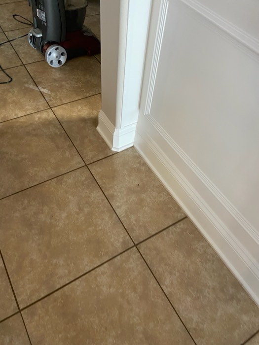 Damage photo 16